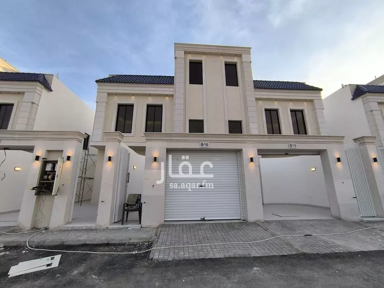 دور للبيع في شارع مصطفى عبدالرزاق, حي عكاظ, مدينة الرياض, منطقة الرياض