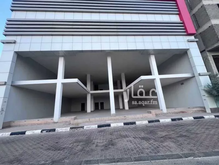 محل للإيجار في شارع طريق الملك عبدالعزيز, حي الصالحية, مدينة عنيزة, منطقة القصيم صورة 2