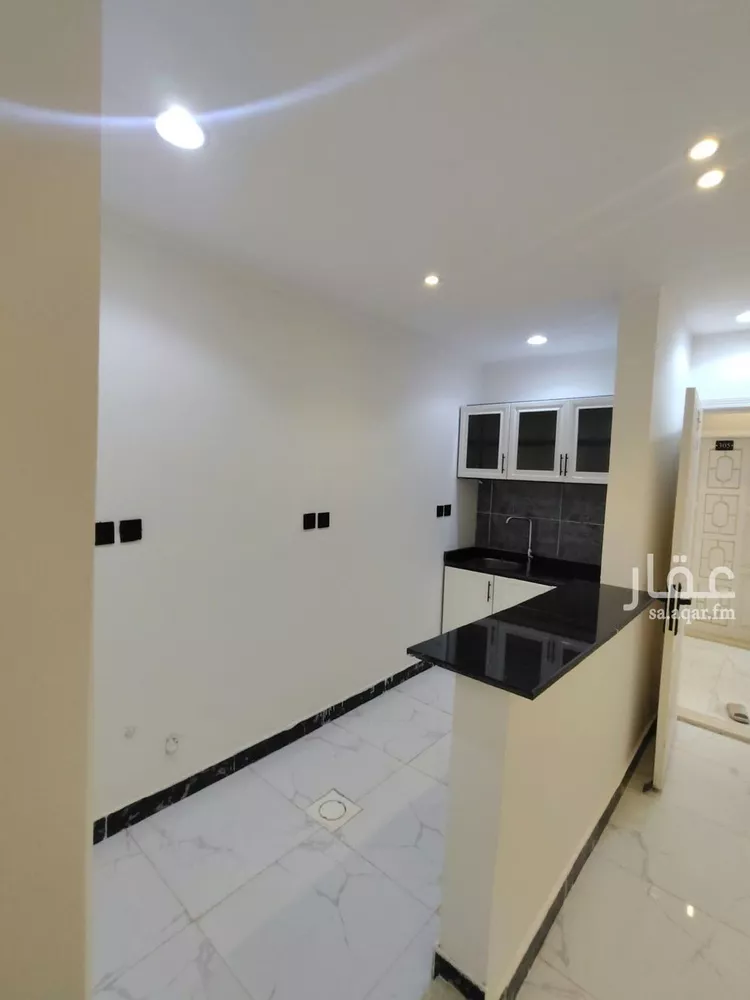 شقة للإيجار في شارع بعلبك, حي غرناطة, مدينة الرياض, منطقة الرياض صورة 3