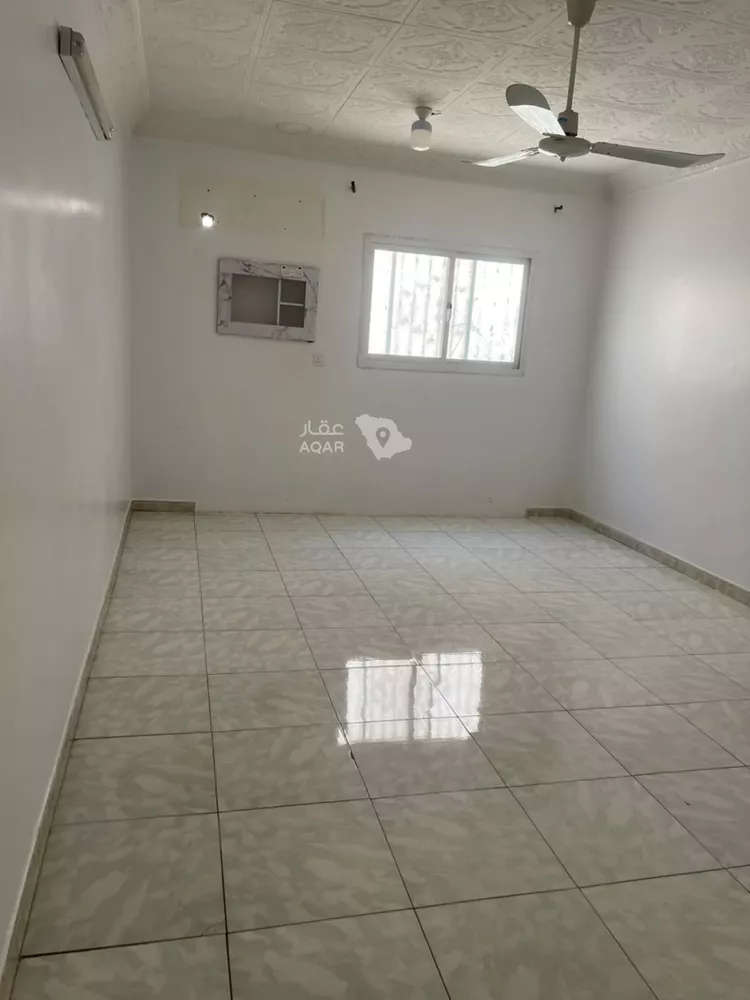 Apartment for Rent in Riyadh Al Aziziyah 3