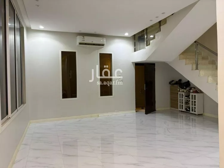 فيلا للبيع في شارع محمد الإبراهيمي, حي الرمال, مدينة الرياض, منطقة الرياض صورة 2