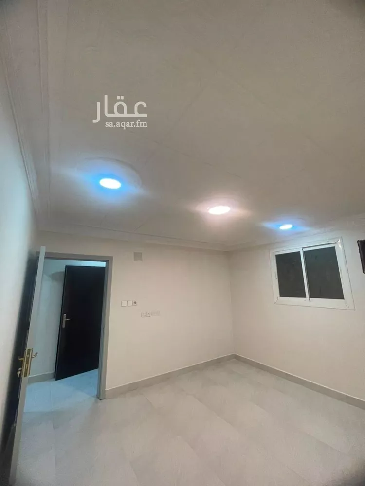 شقة للإيجار في شارع رقم 4, حي العزيزية, مدينة الرياض, منطقة الرياض صورة 4