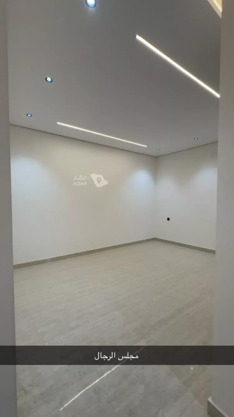 Floor for Rent in Riyadh Al Qadisiyah 7