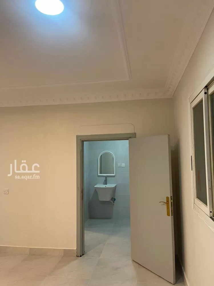 شقة للإيجار في شارع رقم 4, حي العزيزية, مدينة الرياض, منطقة الرياض صورة 5