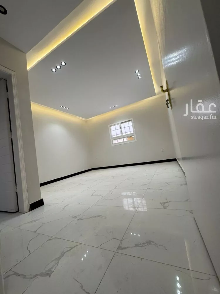 شقة للإيجار في شارع الشيخ حسن بن حسين بن علي, حي إشبيلية, مدينة الرياض, منطقة الرياض صورة 3