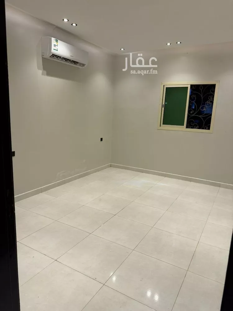 شقة للإيجار في شارع الشيخ حسن بن حسين بن علي, حي إشبيلية, مدينة الرياض, منطقة الرياض