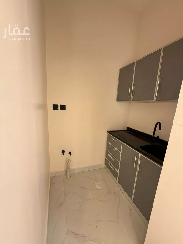 شقة للإيجار في شارع الامير ناصر بن سعود بن فرحان ال سعود, حي الصحافة, مدينة الرياض, منطقة الرياض صورة 5