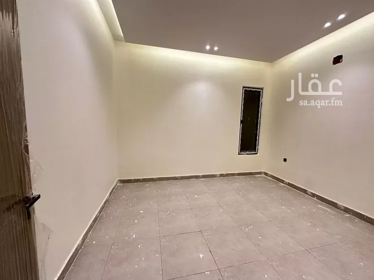 دور للبيع في شارع ابن يوسف الصناع, حي إشبيلية, مدينة الرياض, منطقة الرياض صورة 2