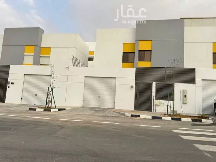 فيلا للإيجار في شارع الخطيب السنجي ، حي مطار الملك خالد الدولي ، الرياض ، منطقة الرياض صورة 4