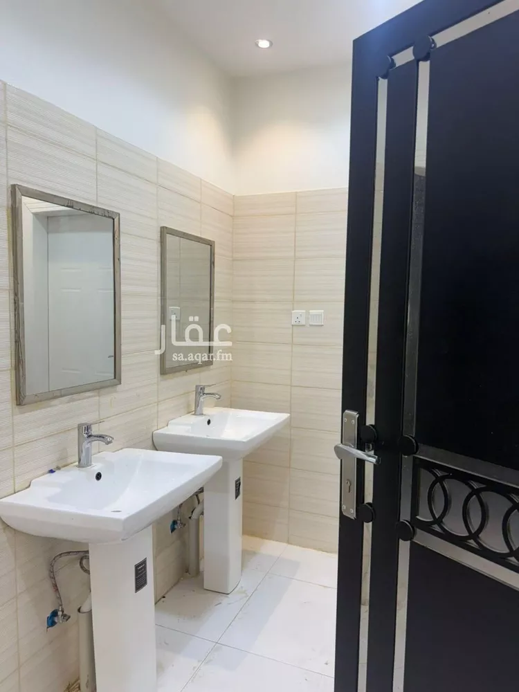 شقة للإيجار في شارع محفوظ الترمسي, حي بدر, مدينة الرياض, منطقة الرياض صورة 2