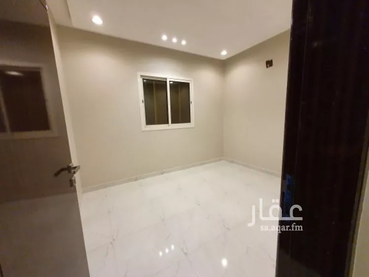 شقة للإيجار في شارع رفاعة بن عرادة, حي عكاظ, مدينة الرياض, منطقة الرياض