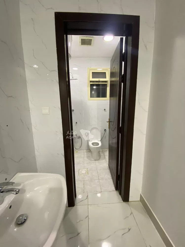 شقة للإيجار في شارع حمزة الجعلي, حي العوالي, مدينة الرياض, منطقة الرياض 8