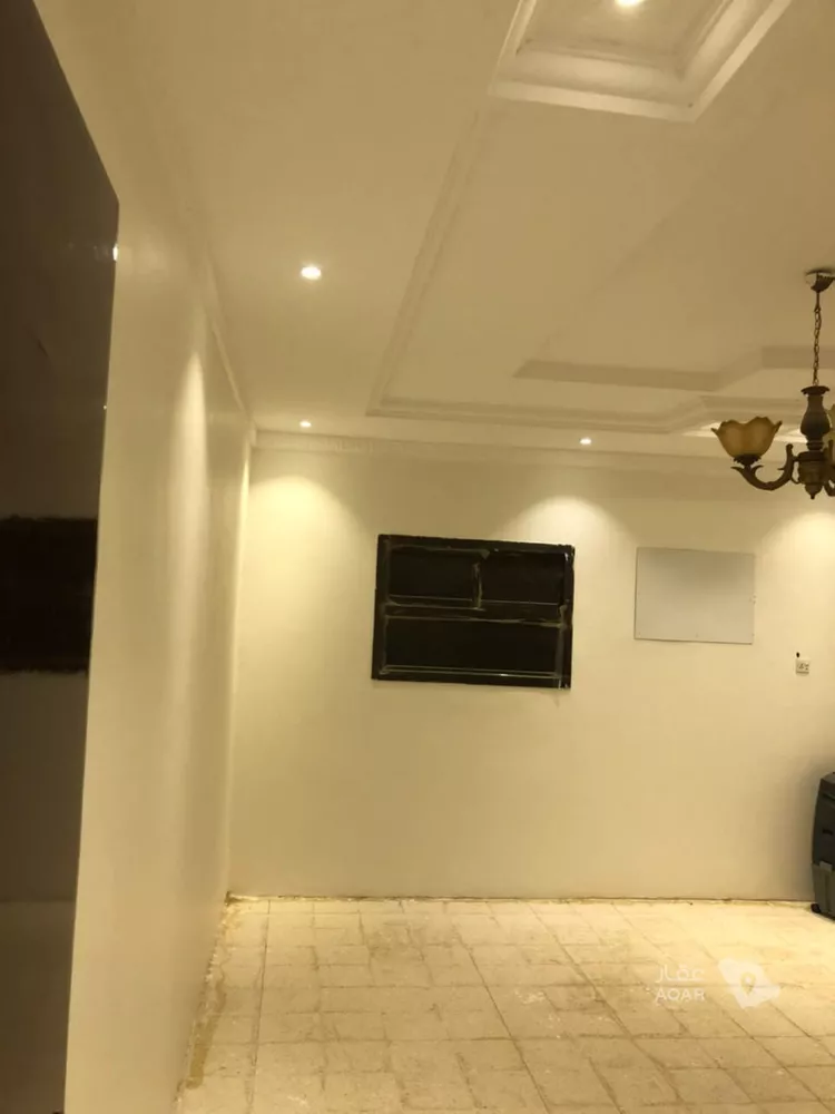 Floor for Rent in Riyadh Tuwaiq