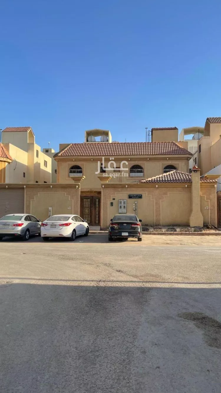 فيلا للبيع في شارع ميناء الاحمدي, حي إشبيلية, مدينة الرياض, منطقة الرياض
