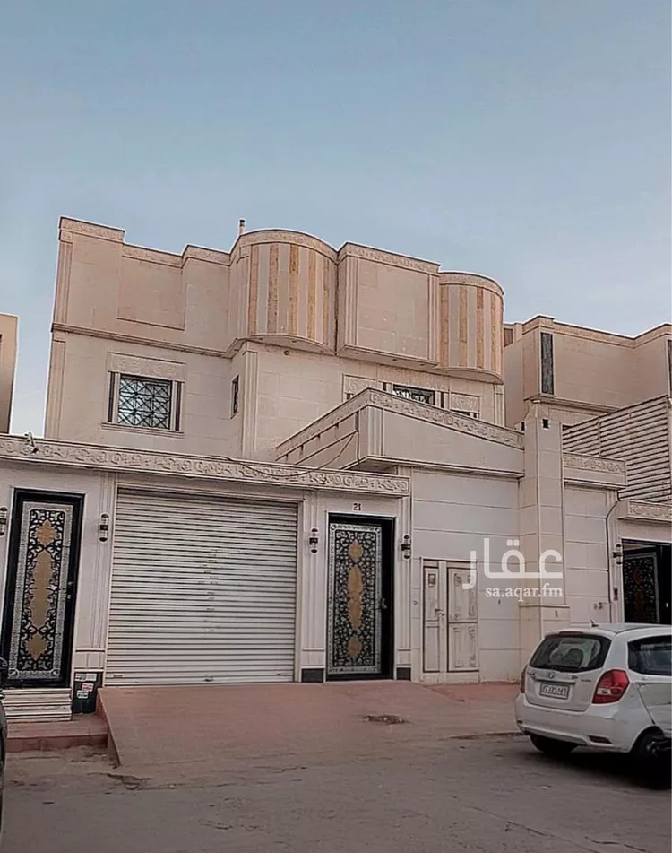 فيلا للبيع في شارع ميناء الاحمدي, حي إشبيلية, مدينة الرياض, منطقة الرياض