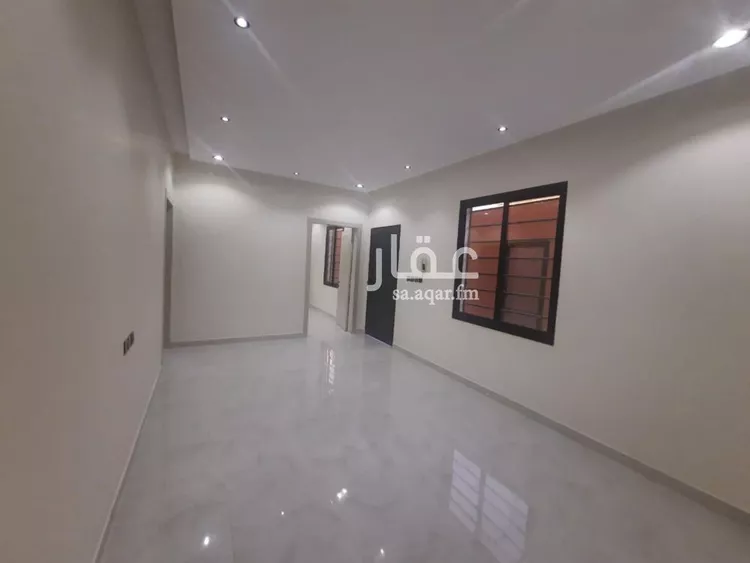 دور للبيع في شارع عبدالرحمن الرازي, حي عكاظ, مدينة الرياض, منطقة الرياض صورة 4