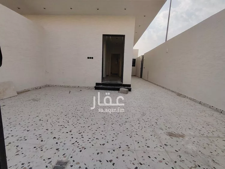 دور للبيع في شارع أحمد بن أبان, حي طويق, مدينة الرياض, منطقة الرياض صورة 2