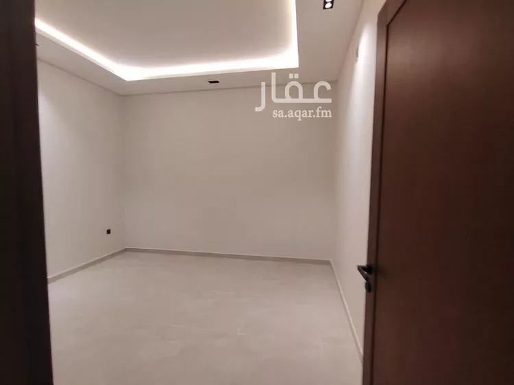 دور للبيع في شارع عبدالله بن أبي البركات, حي عكاظ, مدينة الرياض, منطقة الرياض صورة 5