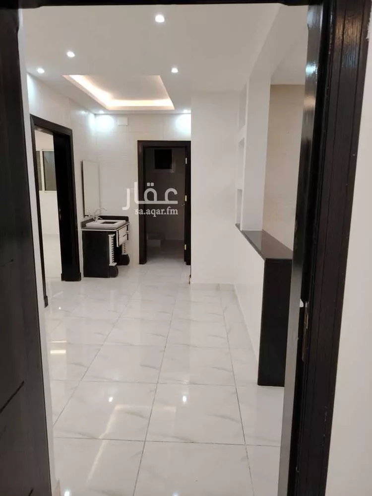 شقة للإيجار في شارع ابن سويدان, حي الواسط, مدينة الطائف, منطقة مكة المكرمة صورة 5