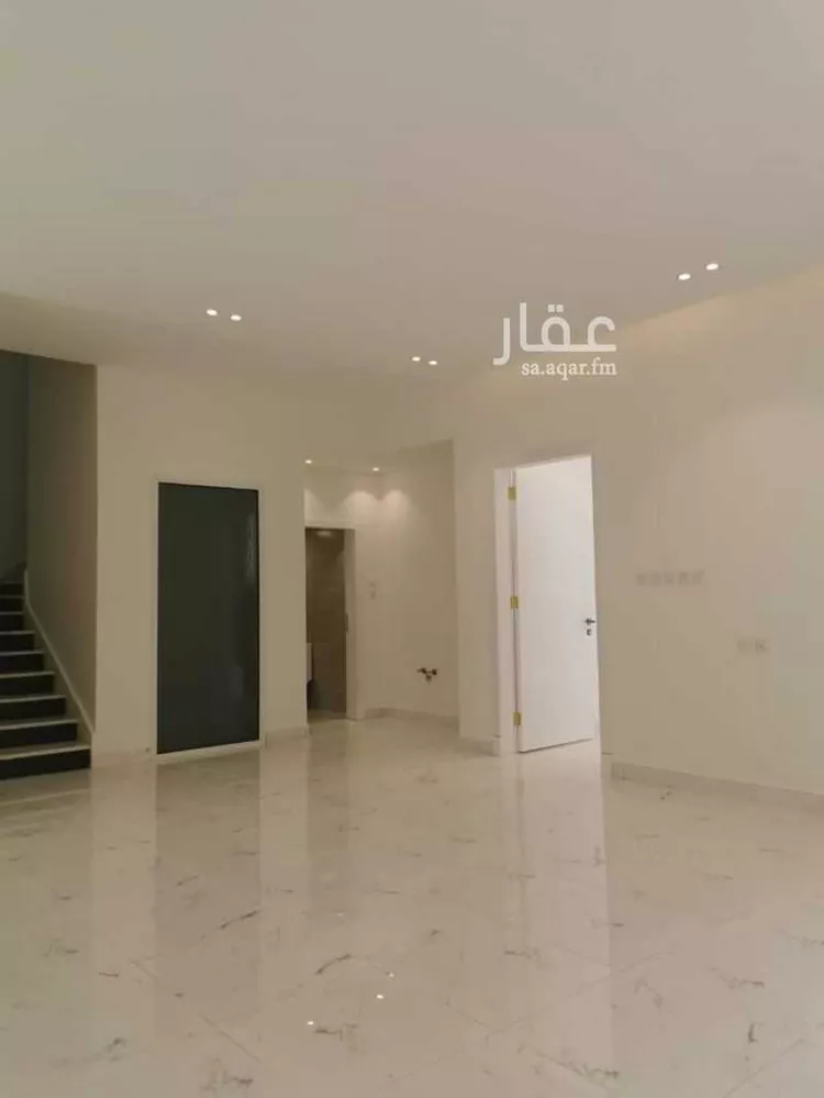 فيلا للبيع في شارع إسماعيل بن أبي اليسر, حي العارض, مدينة الرياض, منطقة الرياض صورة 5