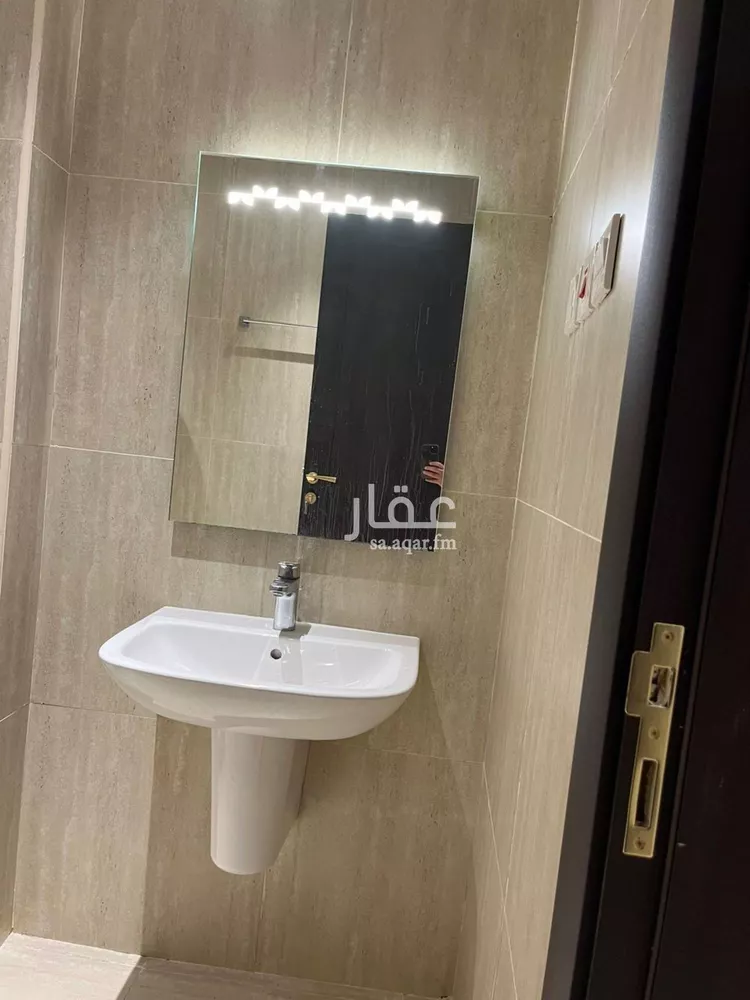فيلا للبيع في شارع ضرية, حي الفاخرية, مدينة الرياض, منطقة الرياض