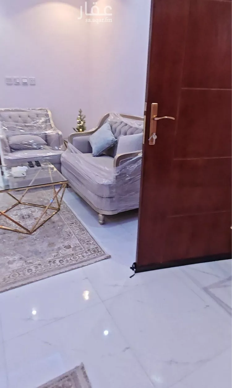 شقة للإيجار في شارع شارع الامام عبدالعزيز بن محمد, حي غرناطة, مدينة المزاحمية, منطقة الرياض صورة 3