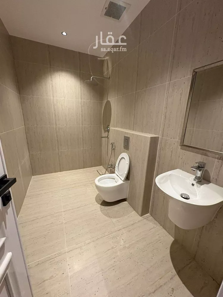 شقة للإيجار في شارع محمد بن ناصر المبارك, حي عرقة, مدينة الرياض, منطقة الرياض صورة 3