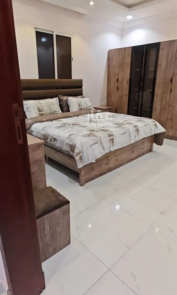 شقة للإيجار في شارع شارع الامام عبدالعزيز بن محمد, حي غرناطة, مدينة المزاحمية, منطقة الرياض صورة 2