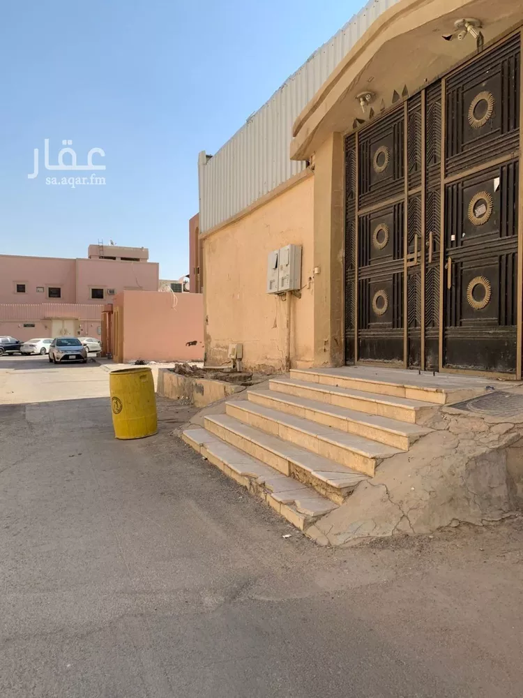 فيلا للإيجار في شارع السرو, حي العزيزية, مدينة الرياض, منطقة الرياض صورة 2