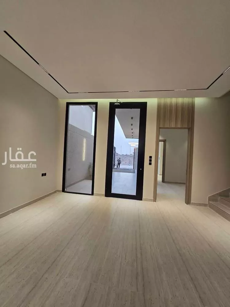 فيلا للبيع في شارع بوابه الشرق, حي الجنادرية, مدينة الرياض, منطقة الرياض صورة 2