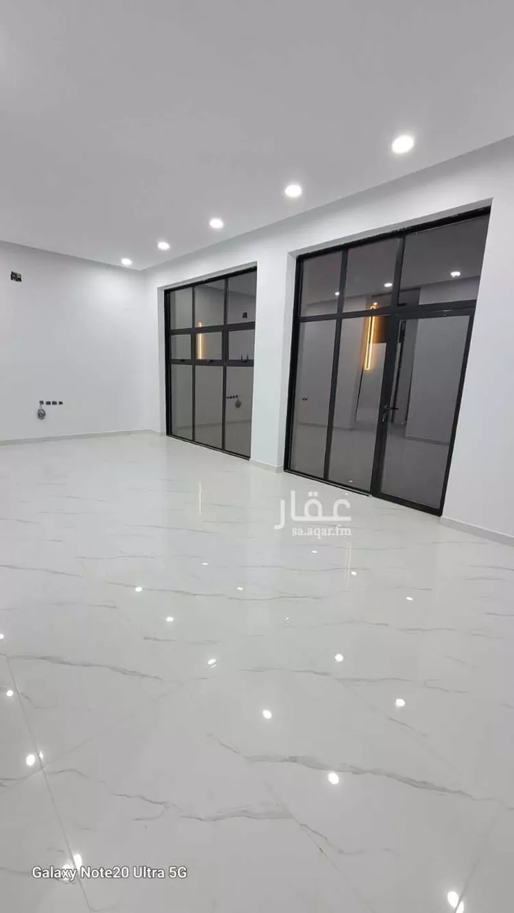 دور للبيع في شارع بوابه الشرق, حي الجنادرية, مدينة الرياض, منطقة الرياض صورة 3