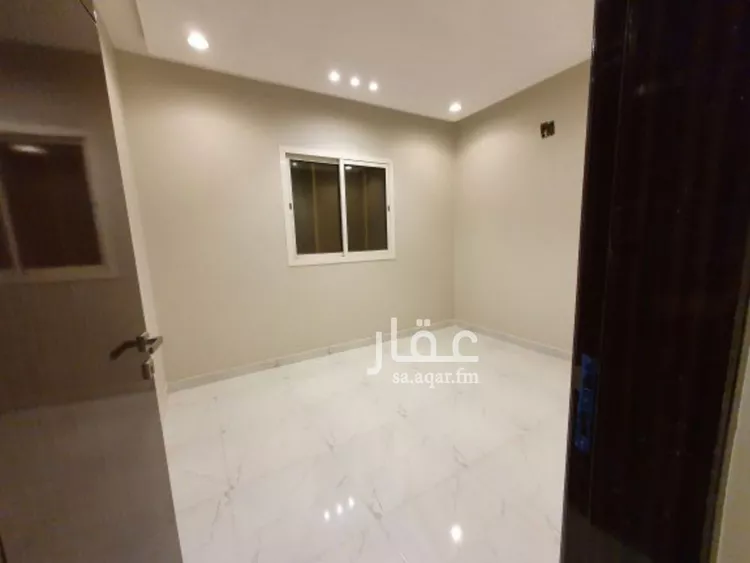 فيلا للإيجار في شارع حسن حسني عبدالوهاب, حي الرمال, مدينة الرياض, منطقة الرياض صورة 3