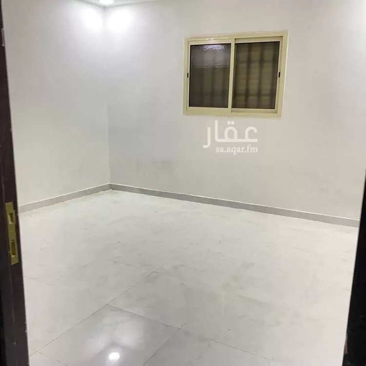 فيلا للإيجار في شارع القناني, حي عكاظ, مدينة الرياض, منطقة الرياض صورة 2