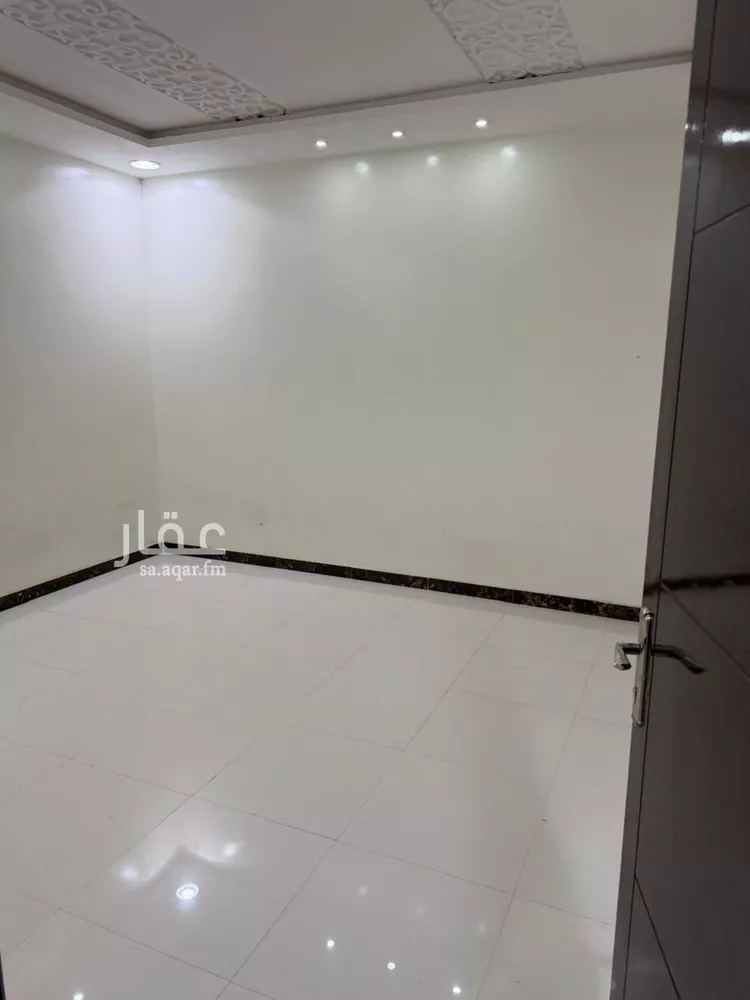 شقة للإيجار في شارع اللصيفاء, حي عكاظ, مدينة الرياض, منطقة الرياض