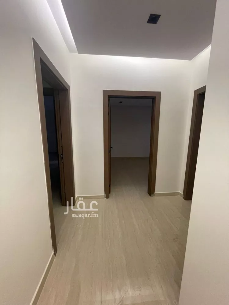 فيلا للإيجار في شارع القناني, حي عكاظ, مدينة الرياض, منطقة الرياض صورة 2