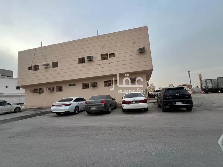 عمارة للبيع في شارع الحويرة, حي الحزم, مدينة الرياض, منطقة الرياض صورة 3