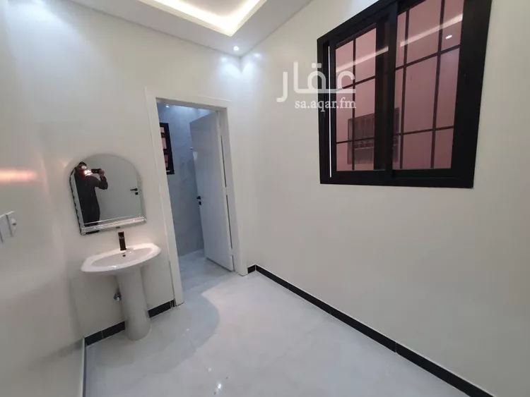 Villa for Sale in Riyadh Uhud 11