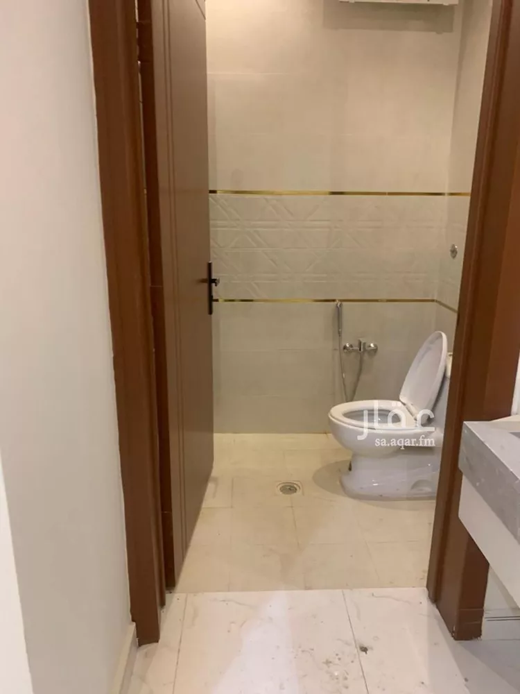 Floor for Rent in Riyadh Okaz