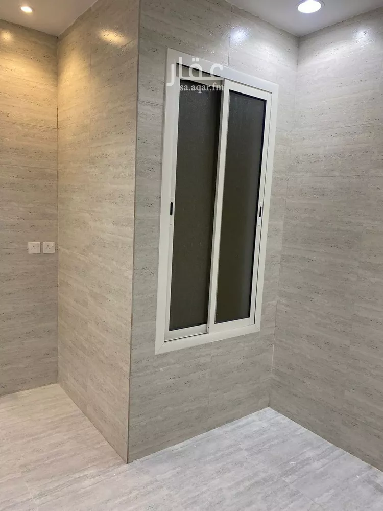 دور للبيع في شارع عاقل بن حبيب, حي عكاظ, مدينة الرياض, منطقة الرياض 7