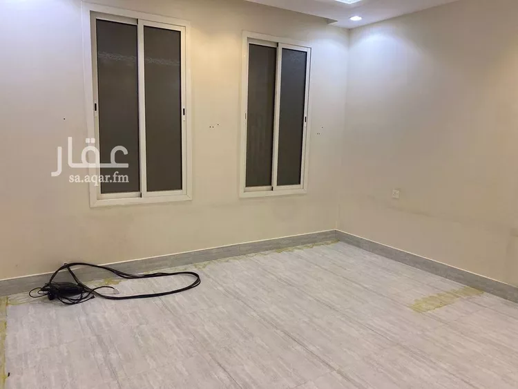 Floor for Sale in Riyadh Okaz صورة 4
