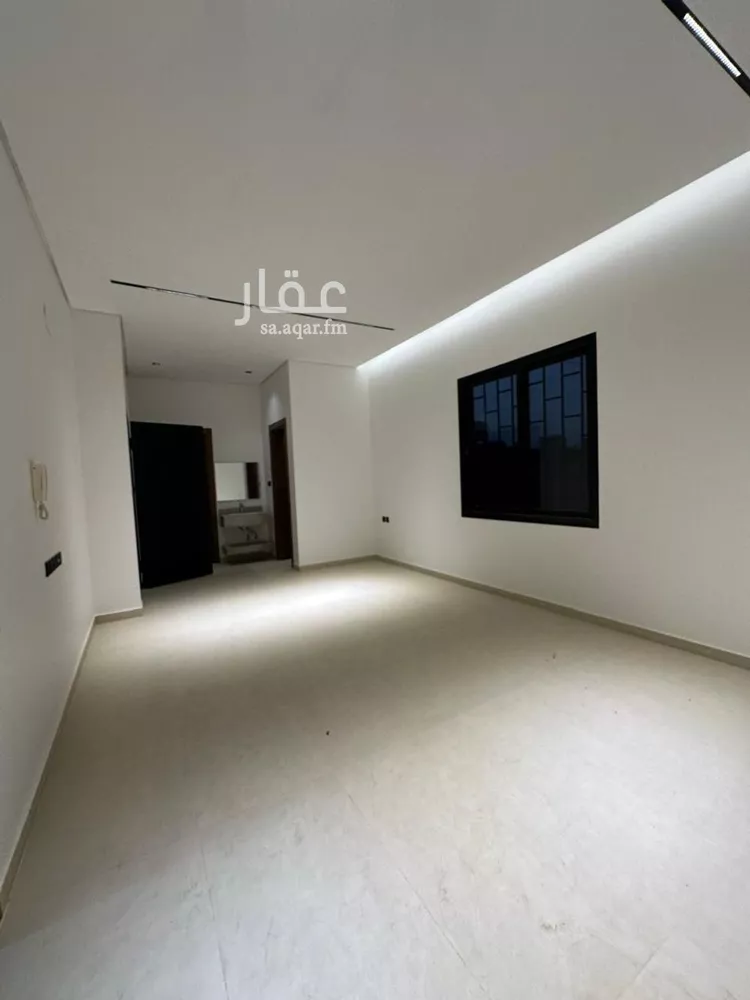 Floor for Sale in Riyadh Al Hazm 7