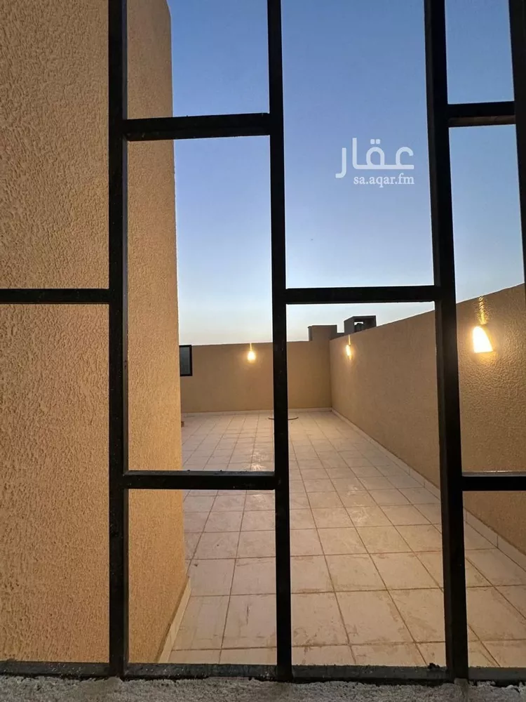 Floor for Sale in Riyadh Al Hazm 19