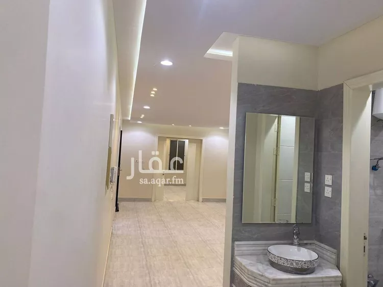 دور للبيع في شارع عاقل بن حبيب, حي عكاظ, مدينة الرياض, منطقة الرياض 14