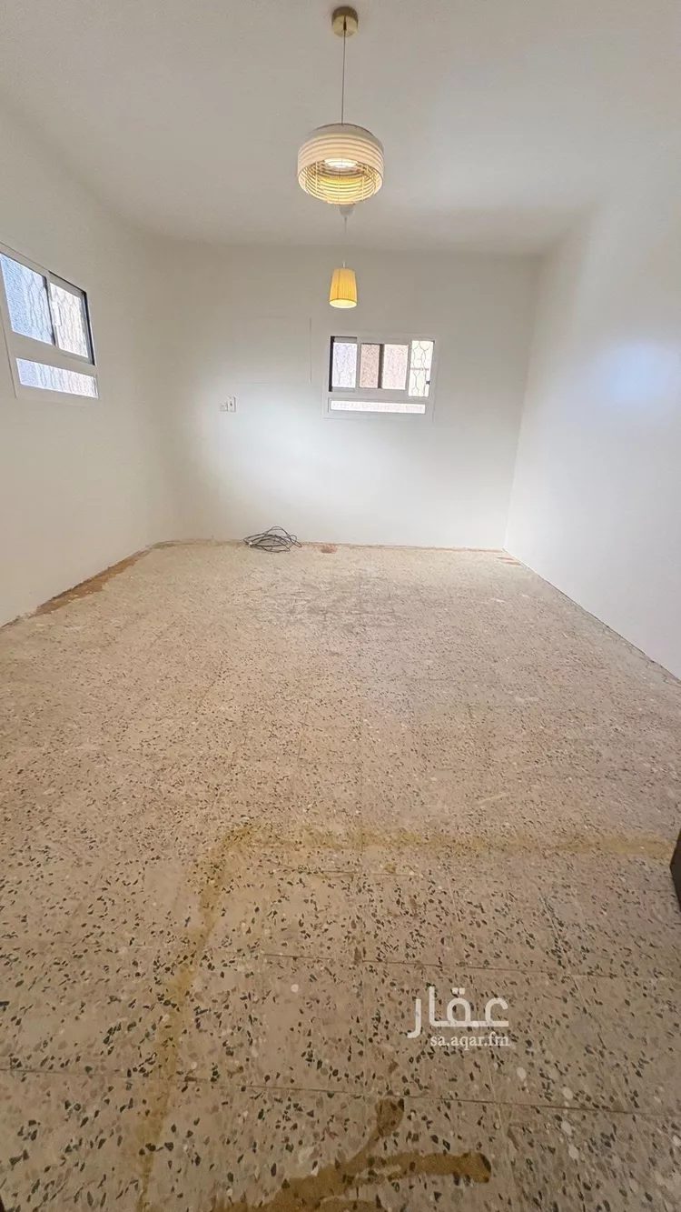 Floor for Rent in Riyadh Al Khaleej