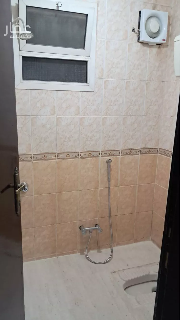 شقة للإيجار في شارع أبي بكر القباني, حي إشبيلية, مدينة الرياض, منطقة الرياض صورة 3