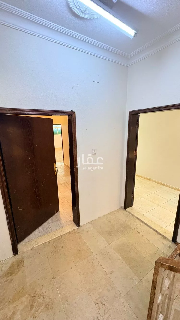 Floor for Rent in Riyadh Al Khaleej