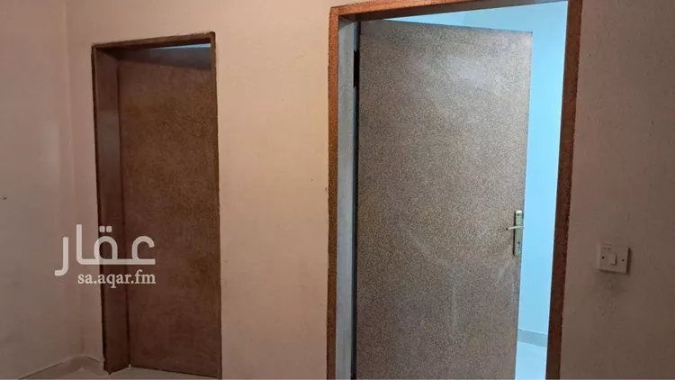 شقة للإيجار في شارع أبي بكر القباني, حي إشبيلية, مدينة الرياض, منطقة الرياض