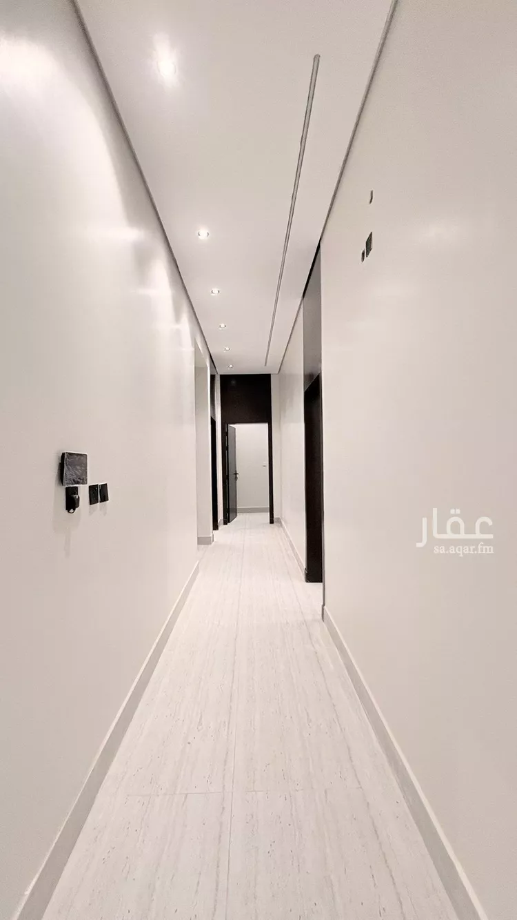 دور للبيع في شارع احمد بن رشيد, حي الخليج, مدينة الرياض, منطقة الرياض صورة 2