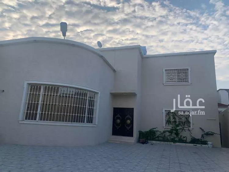 بيت للبيع في شارع عثمان ابن عمرو ابن رفاعة ، خميس مشيط ، خميس مشيط