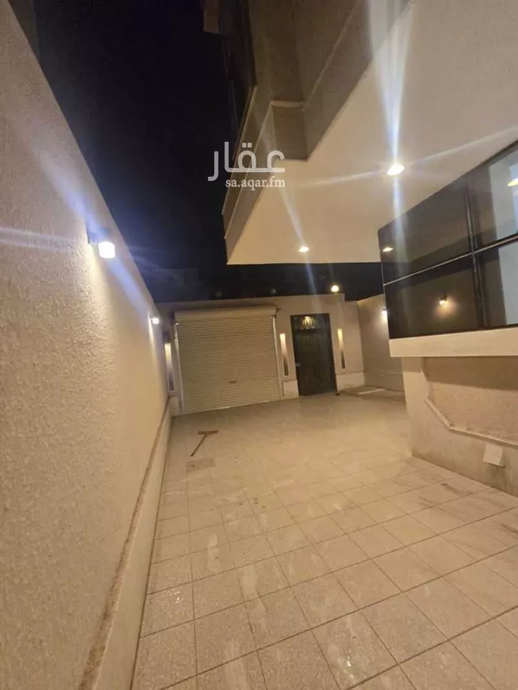 فيلا للإيجار في شارع فضيلة الشيخ عبد الله صائب أ, حي الرحمانية, مدينة جدة, منطقة مكة المكرمة صورة 2